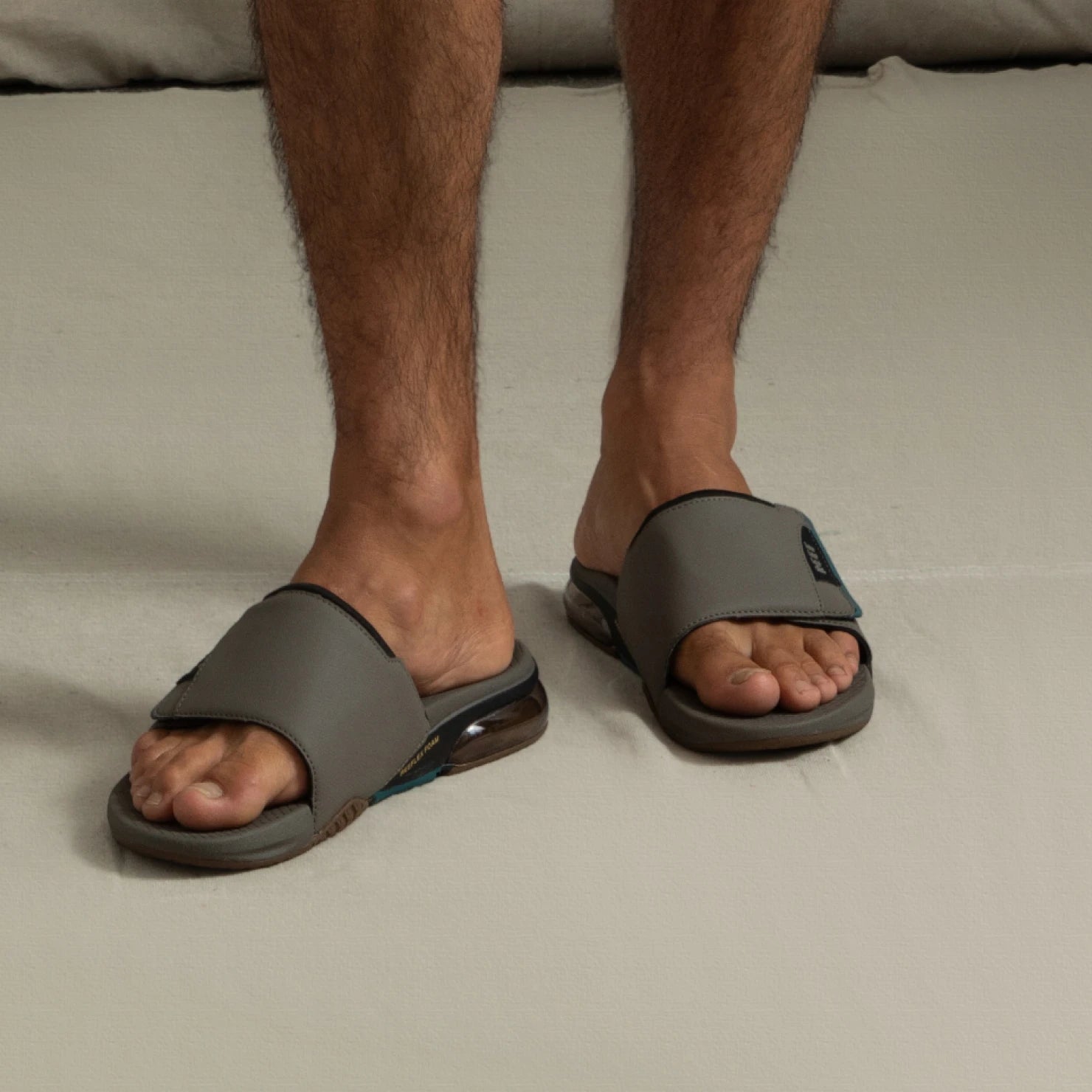 Fanning + Slide - Image 12